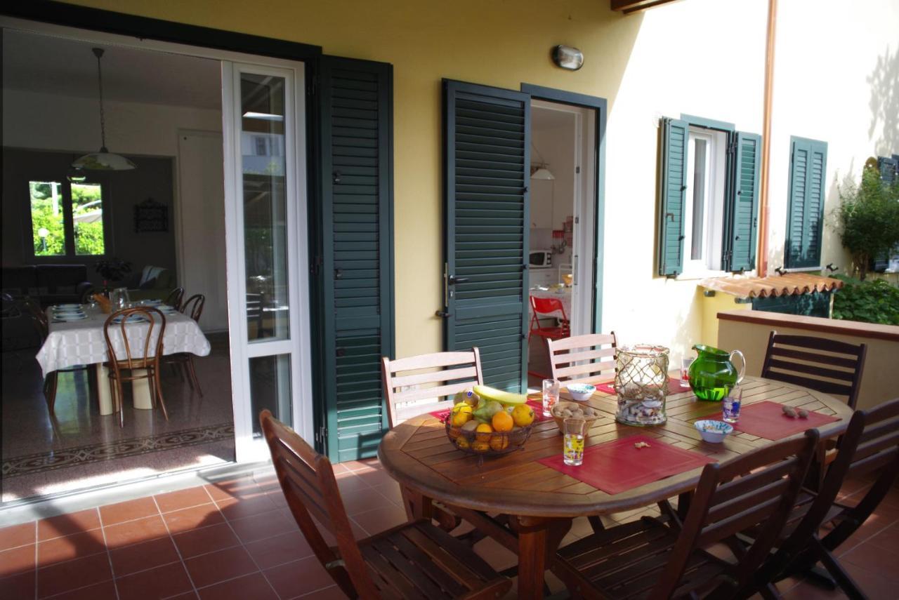 Villa Flores A Mondello By Wonderful Italy Eksteriør billede